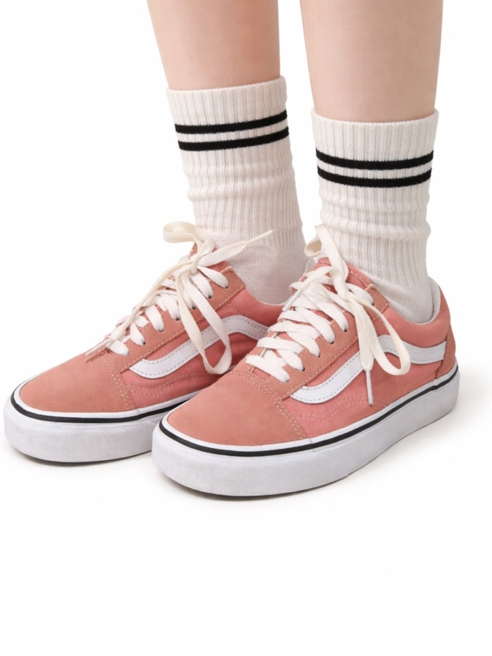 Vans Low-Top Old Skool Sneakers in Peach Pink with White Stripe